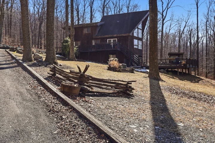 Nearby Listing Image