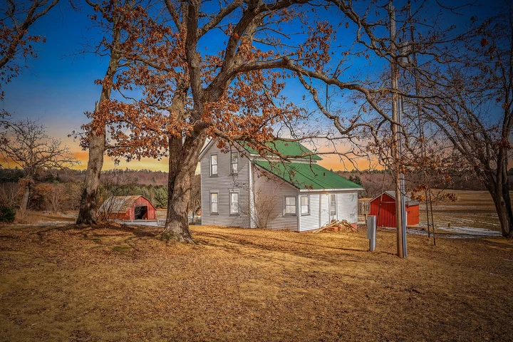 Nearby Listing Image