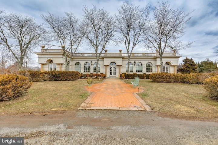 Nearby Listing Image