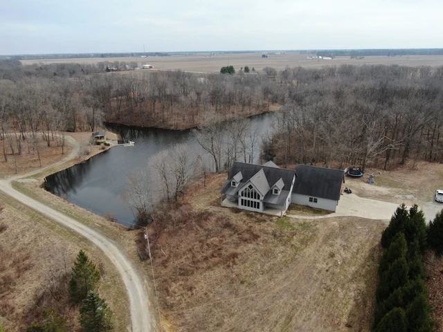 Nearby Listing Image