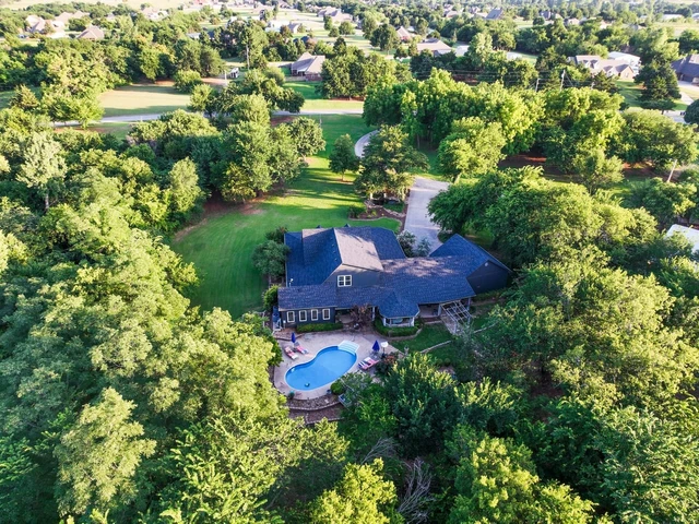 Nearby Listing Image