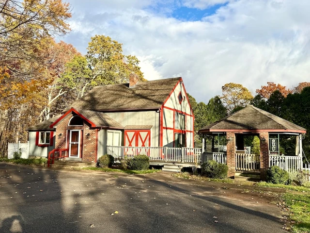 Nearby Listing Image