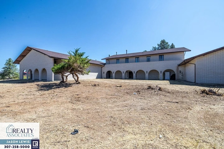 Nearby Listing Image