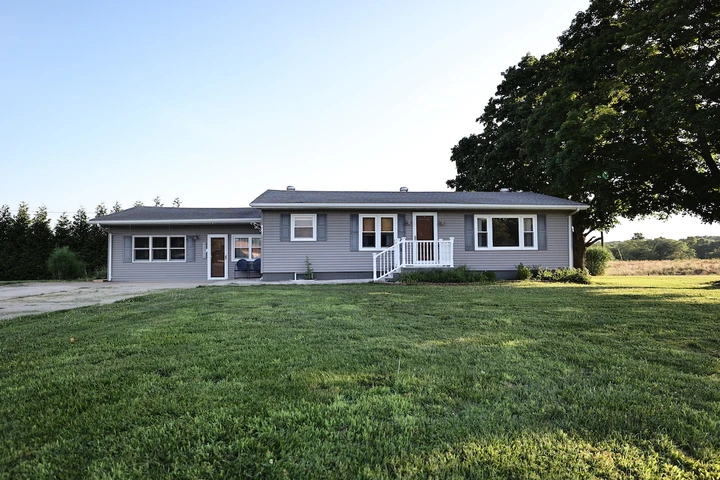 Nearby Listing Image