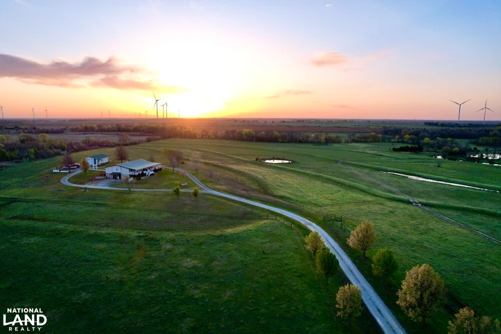 Nearby Listing Image