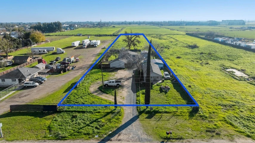 Nearby Listing Image