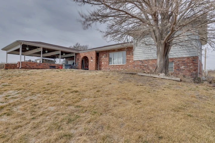 Nearby Listing Image