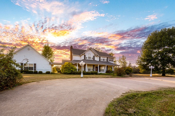 Nearby Listing Image