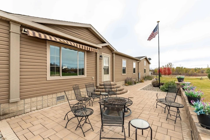 Nearby Listing Image