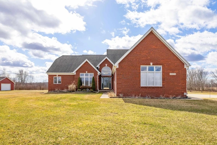 Nearby Listing Image