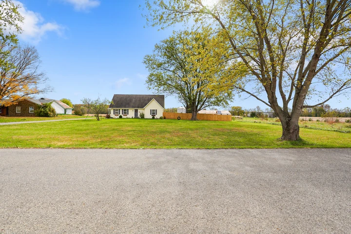 Nearby Listing Image