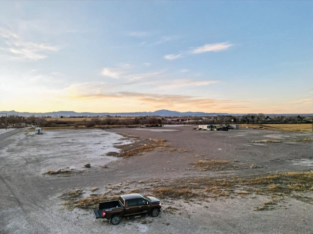 Nearby Listing Image