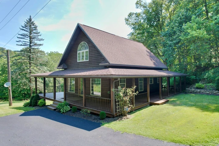 Nearby Listing Image