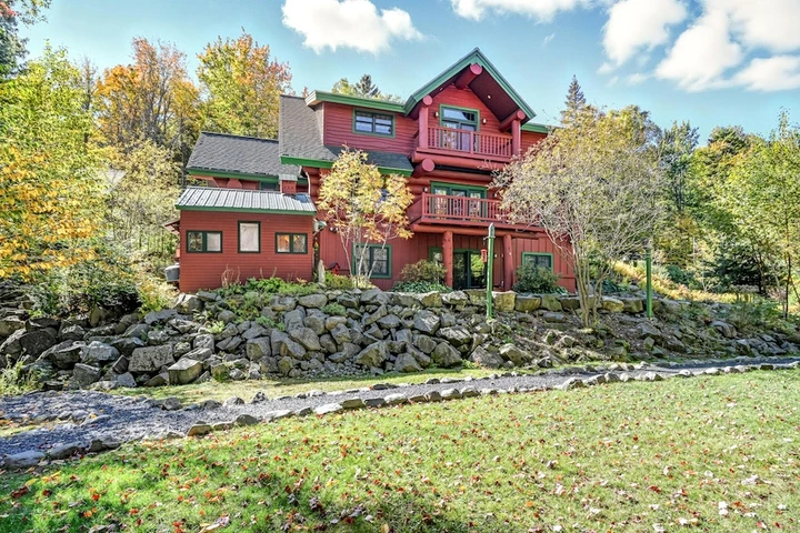 Nearby Listing Image