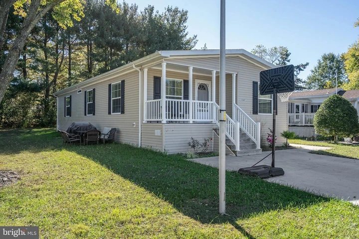 Nearby Listing Image