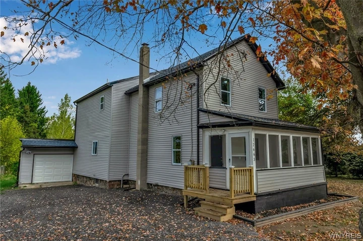 Nearby Listing Image