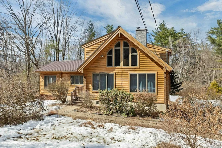 Nearby Listing Image