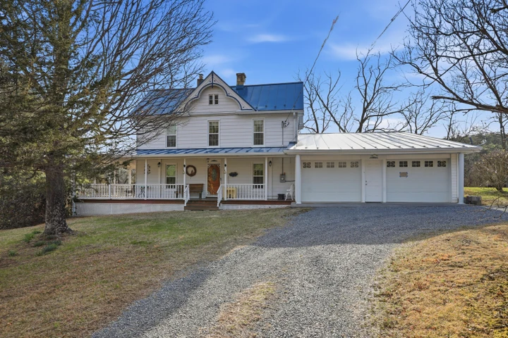 Nearby Listing Image