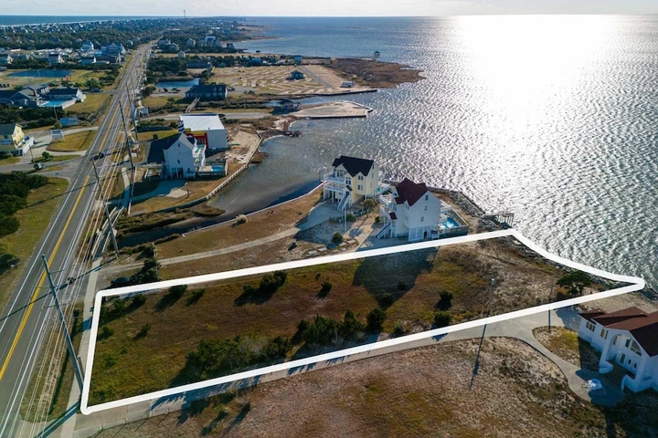 Nearby Listing Image