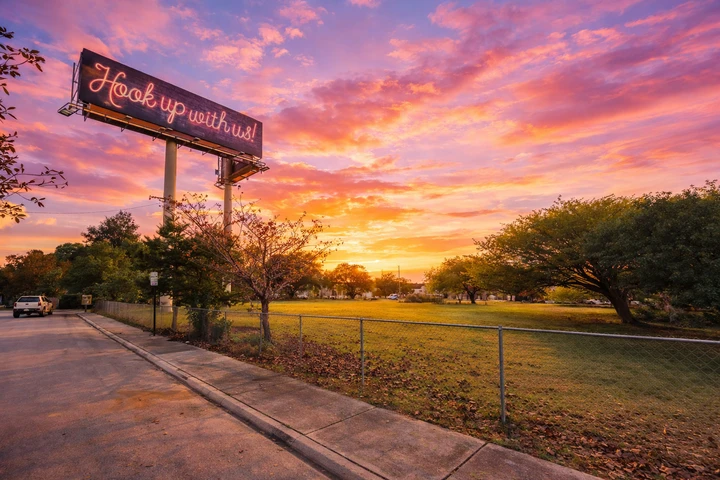 Nearby Listing Image