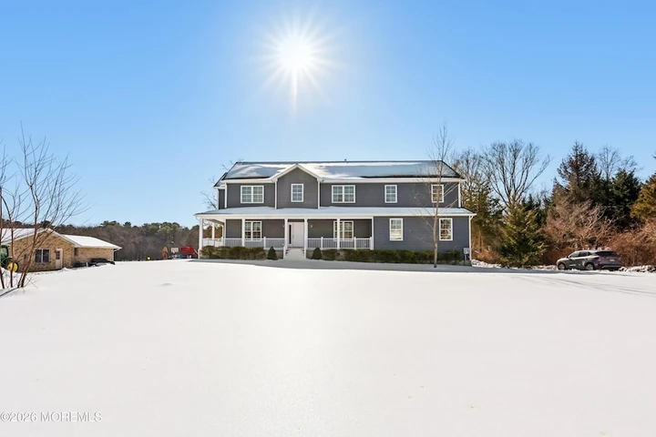 Nearby Listing Image