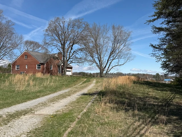 Nearby Listing Image