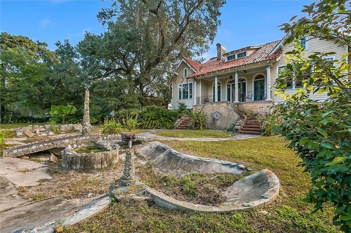 Nearby Listing Image