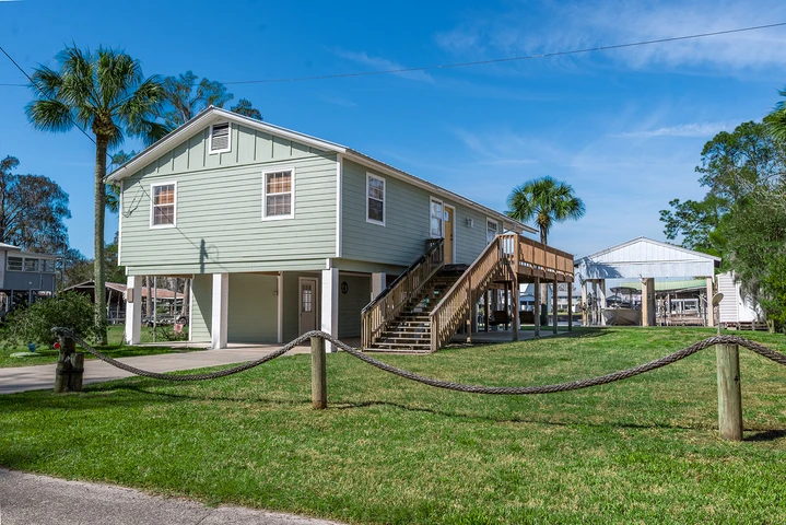 Nearby Listing Image