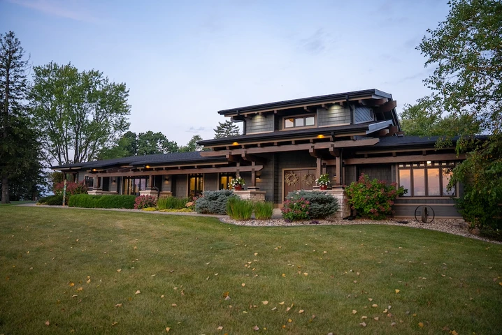 Nearby Listing Image