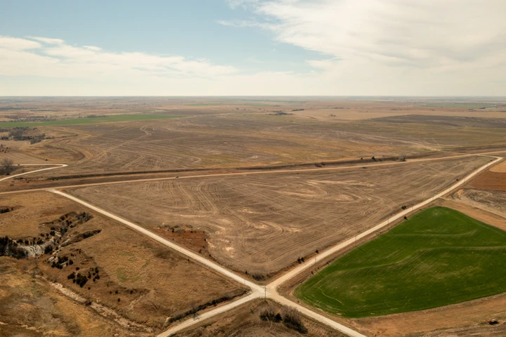 Nearby Listing Image