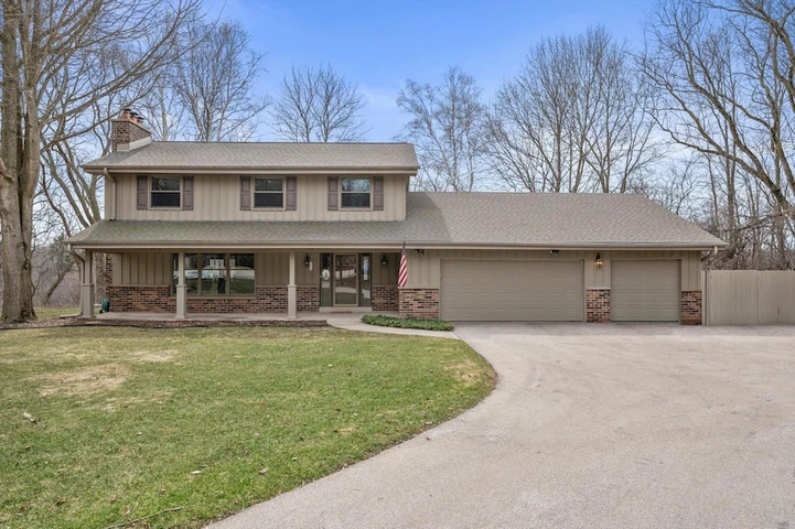 Nearby Listing Image