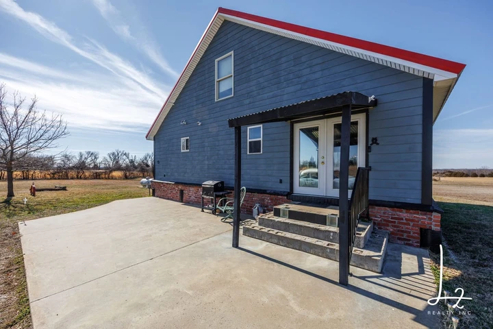 Nearby Listing Image