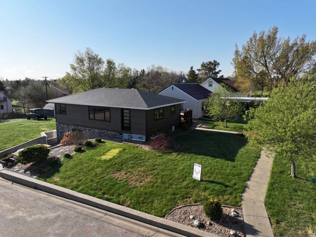 Nearby Listing Image