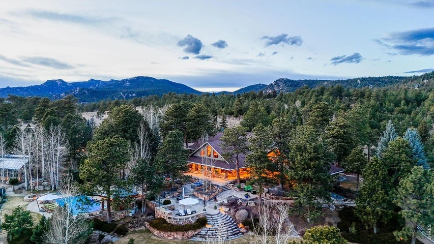 Nearby Listing Image