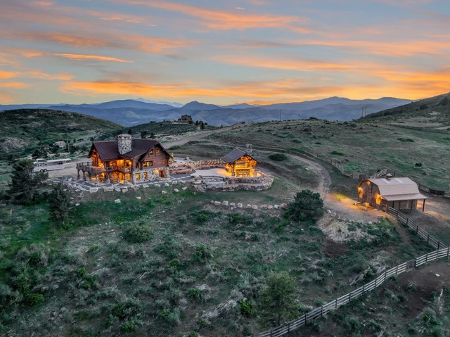 Nearby Listing Image