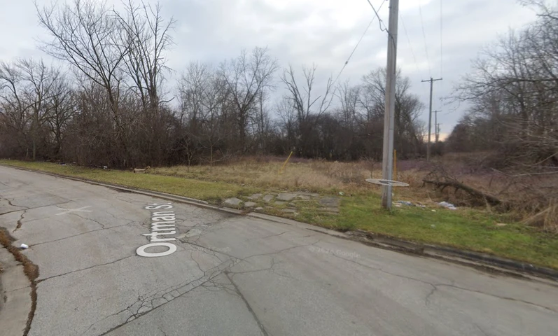 Nearby Listing Image