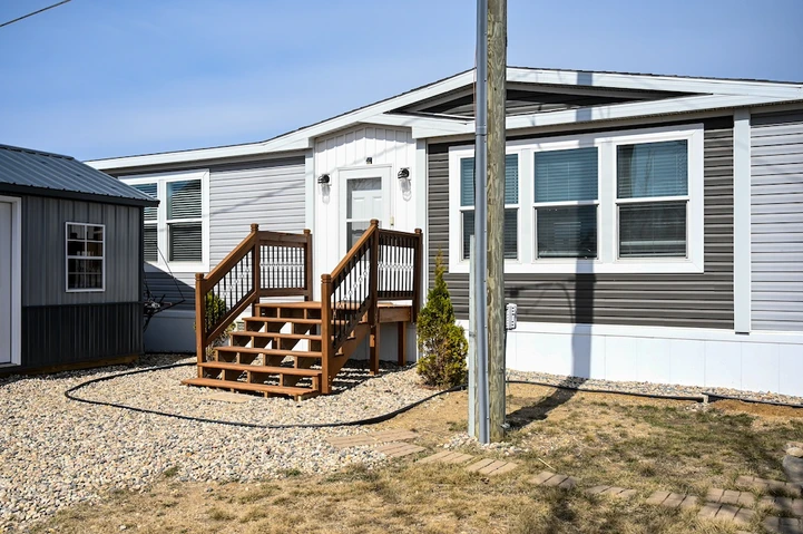 Nearby Listing Image