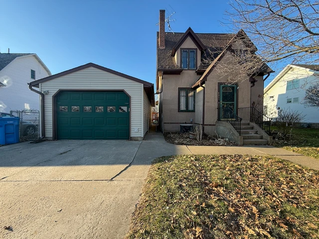 Nearby Listing Image