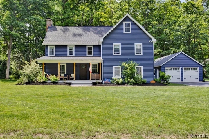 Nearby Listing Image