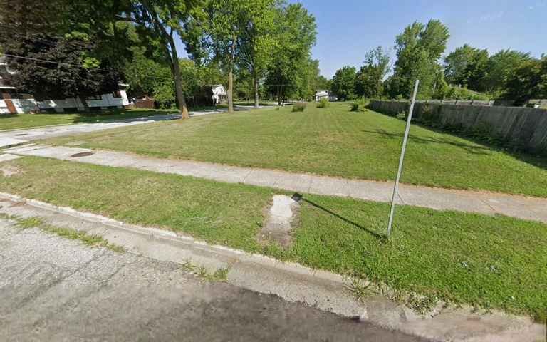 Nearby Listing Image