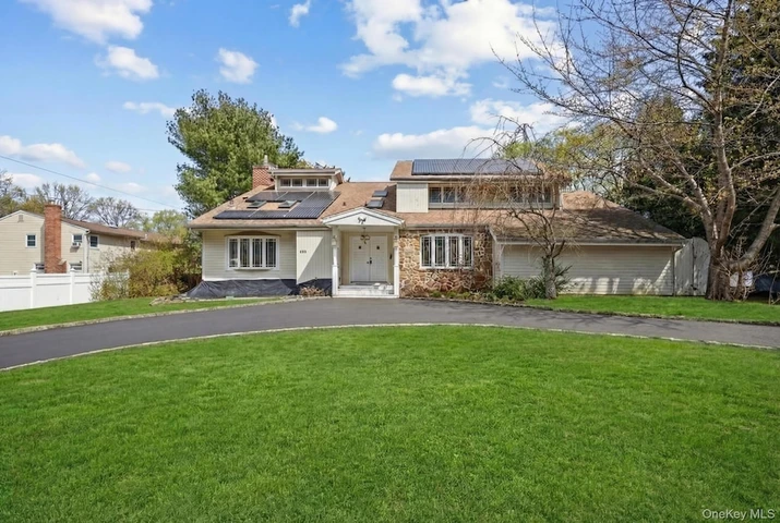 Nearby Listing Image