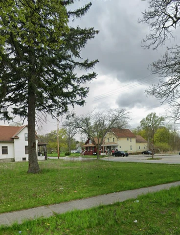 Nearby Listing Image