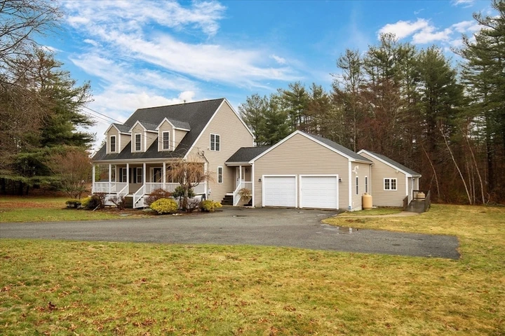 Nearby Listing Image