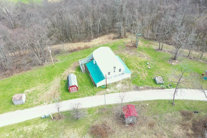 Nearby Listing Image