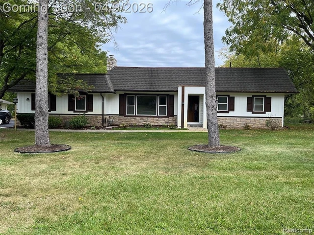 Nearby Listing Image