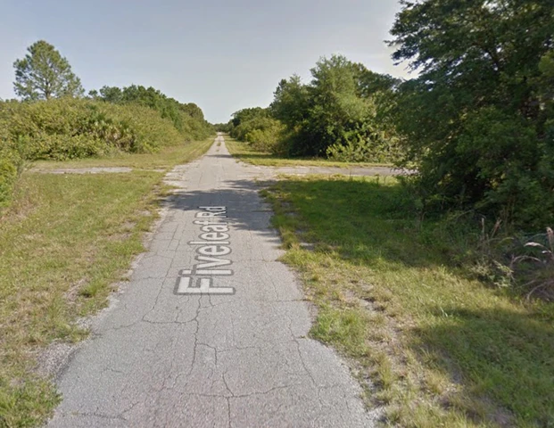 Nearby Listing Image