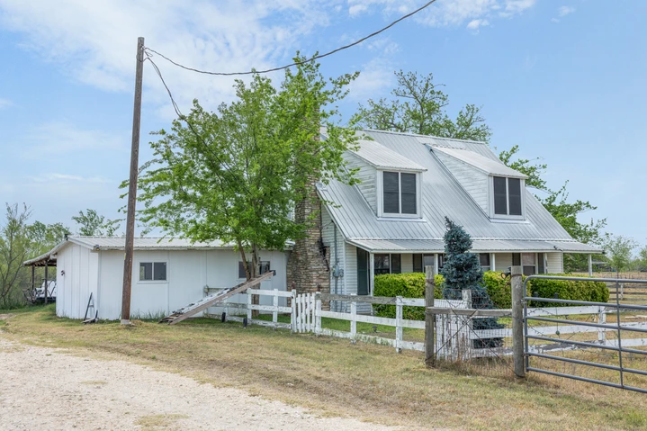 Nearby Listing Image