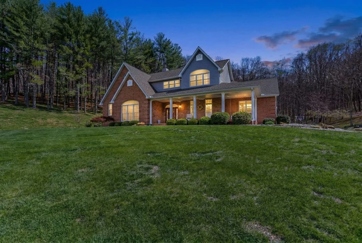 Nearby Listing Image