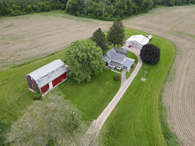 Nearby Listing Image