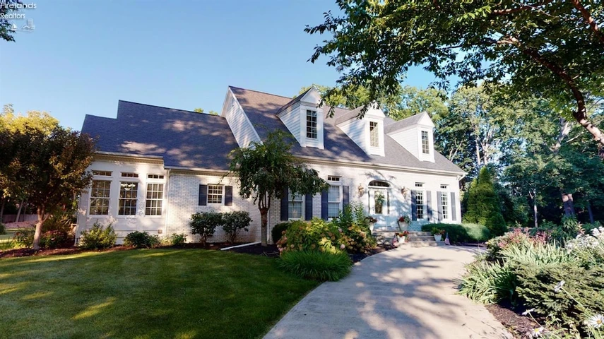 Nearby Listing Image